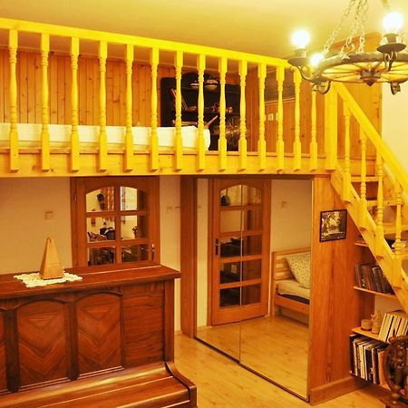 ברטיסלאבה Traditional Slovak Apartment מראה חיצוני תמונה