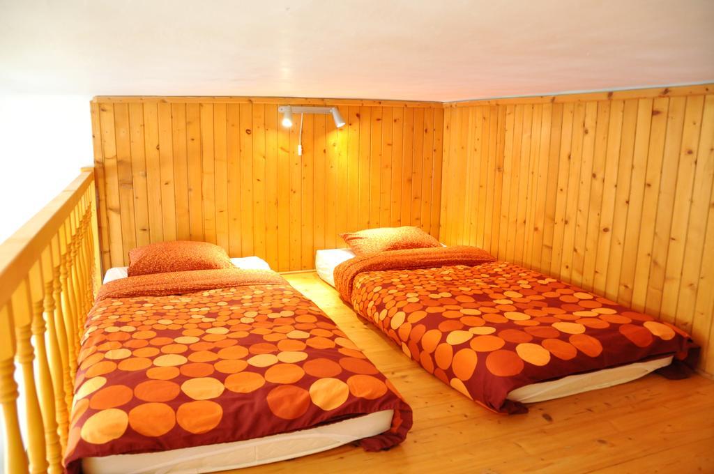 ברטיסלאבה Traditional Slovak Apartment מראה חיצוני תמונה