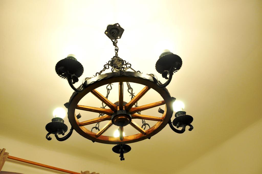 ברטיסלאבה Traditional Slovak Apartment מראה חיצוני תמונה